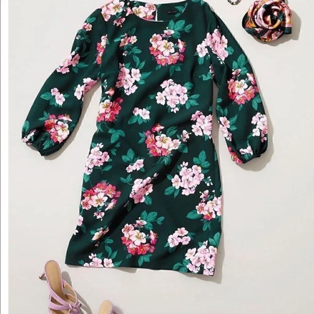 Ann Taylor | PETITE FLORAL LANTERN SLEEVE SHIFT DRESS IN WOODSY GREEN NWT | 14